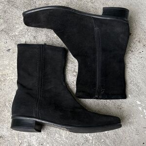 C La Canadienne lavender waterproof ankle boots